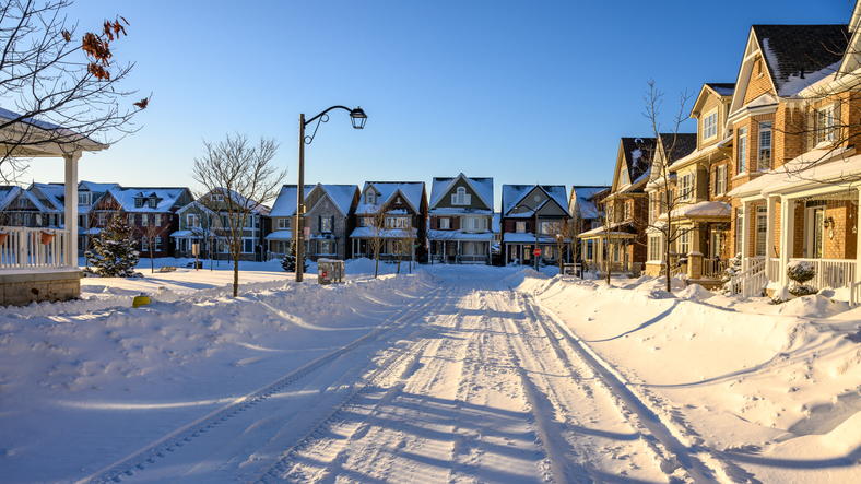 Residential buildings and streets in Markham, Ontario after severe winter storm that leaves 35 cm snow on the ground.