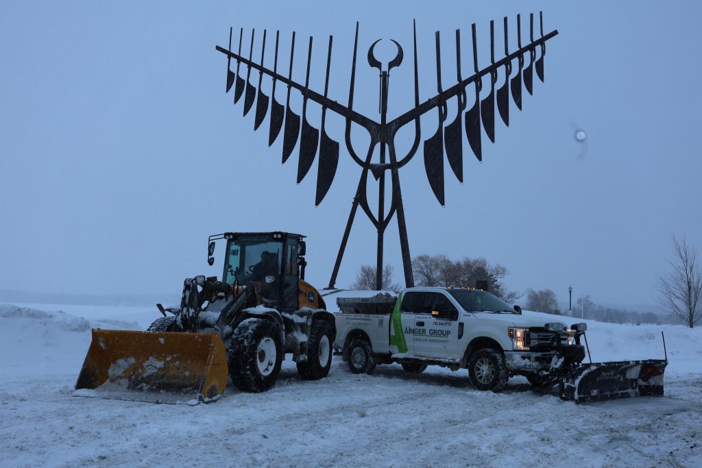 Pickup snow plow and loader equipment for commercial snow removal in Barrie Ontario